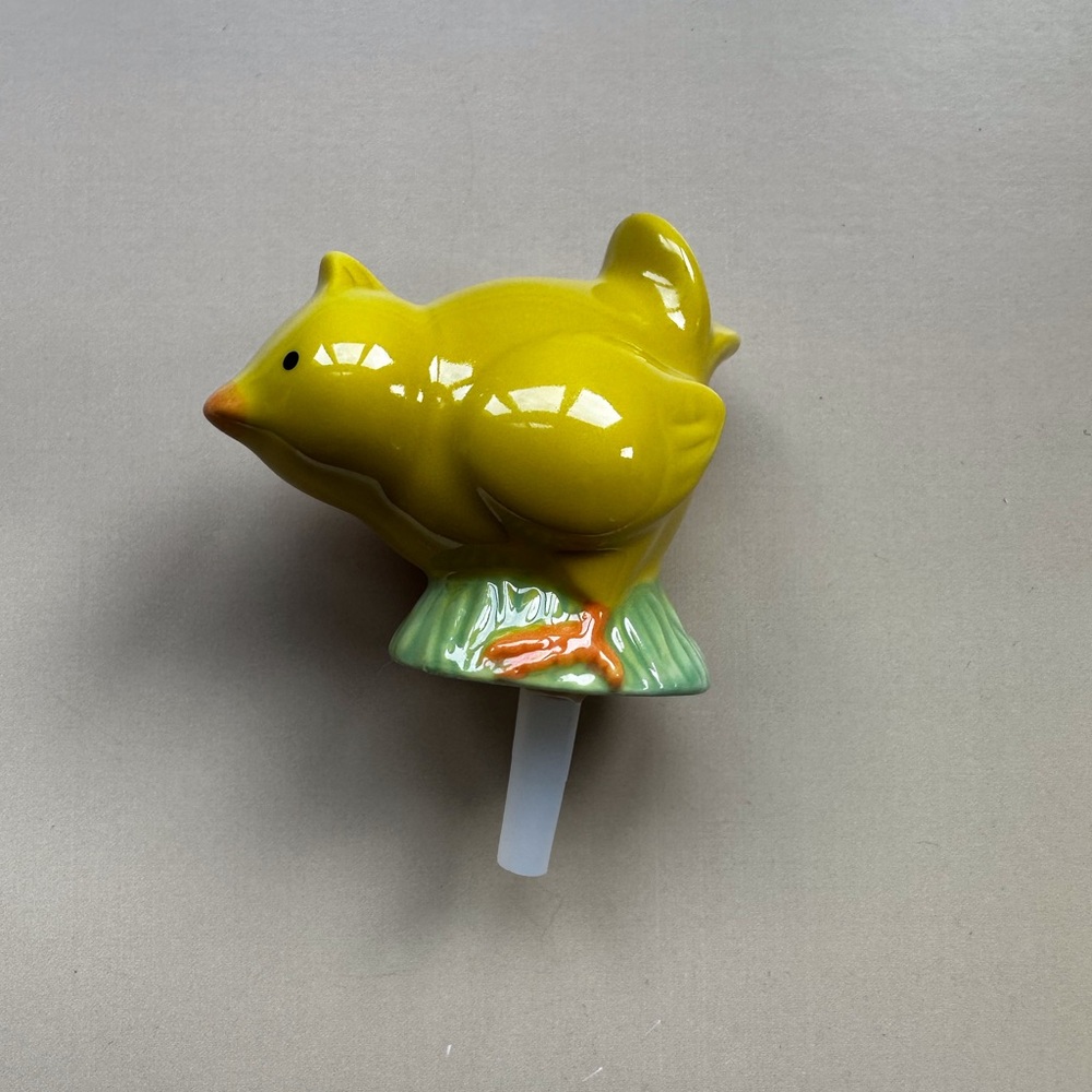 Nora Fleming Mini Chick Retired - Picture 2 of 3